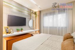 https://img.olx.com.br/thumbs256x256/56/562636445340526.jpg