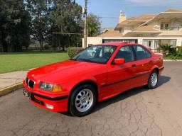 Título do anúncio: Raridade!!! BMW 318is !!! R$49.900,00!! Extremamente conservada!!! 1997!!! Aut.!