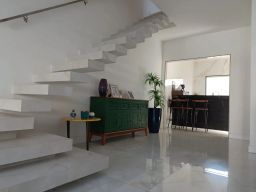 https://img.olx.com.br/thumbs256x256/56/563527624890136.jpg