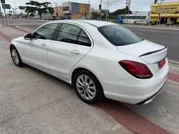 https://img.olx.com.br/thumbs256x256/56/563697547693318.jpg