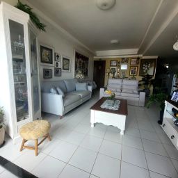 https://img.olx.com.br/thumbs256x256/56/565569627531144.jpg