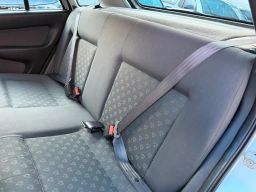 https://img.olx.com.br/thumbs256x256/56/565638926737024.jpg