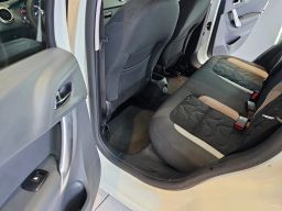 https://img.olx.com.br/thumbs256x256/56/566520519245334.jpg