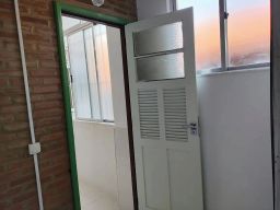 https://img.olx.com.br/thumbs256x256/56/566576400678076.jpg