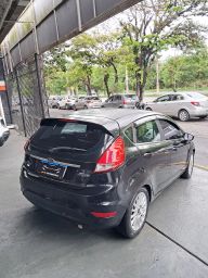 https://img.olx.com.br/thumbs256x256/56/566637445818984.jpg