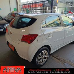 https://img.olx.com.br/thumbs256x256/56/566664070956878.jpg