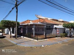 Título do anúncio: Casa com 3 dormitórios para alugar, 140 m² por R$ 2.900,00/mês - Vila Rocha - Rio Verde/GO