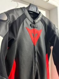 https://img.olx.com.br/thumbs256x256/56/567621087221234.jpg