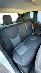 https://img.olx.com.br/thumbs256x256/56/567650269746407.jpg