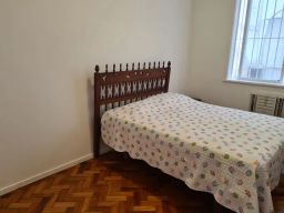 https://img.olx.com.br/thumbs256x256/56/568350350385604.jpg