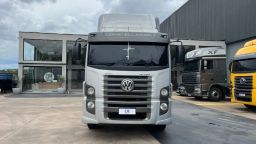 https://img.olx.com.br/thumbs256x256/56/568544709663622.jpg