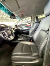 https://img.olx.com.br/thumbs256x256/56/568651295578026.jpg