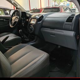 https://img.olx.com.br/thumbs256x256/56/568683326027785.jpg