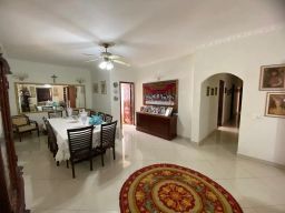 https://img.olx.com.br/thumbs256x256/56/568698326887827.jpg