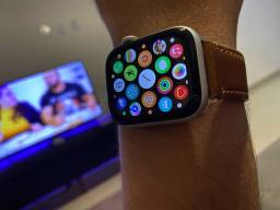 Título do anúncio: Apple Watch 44m, estado de novo, 4 pulseiras.
