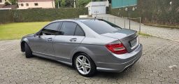 https://img.olx.com.br/thumbs256x256/56/569533385805351.jpg