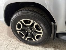 https://img.olx.com.br/thumbs256x256/56/569697200620325.jpg