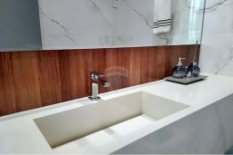 https://img.olx.com.br/thumbs256x256/57/570501636533024.jpg