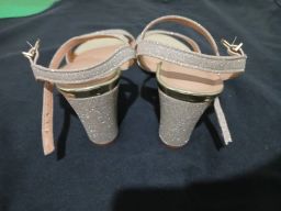 https://img.olx.com.br/thumbs256x256/57/570565728820647.jpg