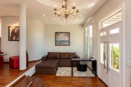 https://img.olx.com.br/thumbs256x256/57/571566765506515.jpg