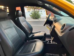 https://img.olx.com.br/thumbs256x256/57/571649697403504.jpg
