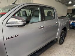 https://img.olx.com.br/thumbs256x256/57/571652795928839.jpg