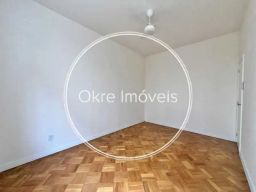 https://img.olx.com.br/thumbs256x256/57/572579642278548.jpg