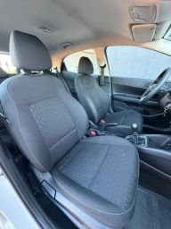 https://img.olx.com.br/thumbs256x256/57/572602436983063.jpg