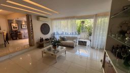 https://img.olx.com.br/thumbs256x256/57/573506642956704.jpg