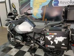 https://img.olx.com.br/thumbs256x256/57/573538641269411.jpg