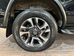 https://img.olx.com.br/thumbs256x256/57/573629922511853.jpg