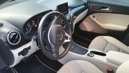 https://img.olx.com.br/thumbs256x256/57/574597742631015.jpg