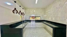 https://img.olx.com.br/thumbs256x256/57/575575754806323.jpg