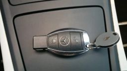 https://img.olx.com.br/thumbs256x256/57/575576263750025.jpg