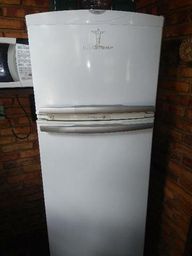 free standing laundry hamper