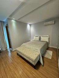 https://img.olx.com.br/thumbs256x256/57/576417700205251.jpg
