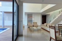 https://img.olx.com.br/thumbs256x256/57/576592276298234.jpg