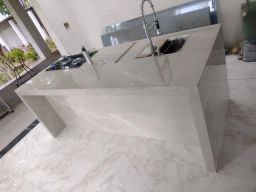 https://img.olx.com.br/thumbs256x256/57/577401409496211.jpg