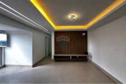 https://img.olx.com.br/thumbs256x256/57/577588529910637.jpg
