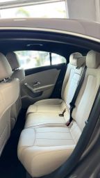 https://img.olx.com.br/thumbs256x256/57/578644329812390.jpg