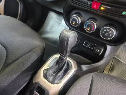 https://img.olx.com.br/thumbs256x256/57/578666880622119.jpg