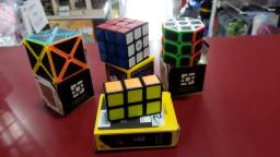 Título do anúncio: Cubo Mágico kit com 4 modelos