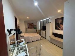 https://img.olx.com.br/thumbs256x256/57/579509288997712.jpg