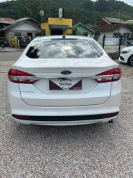 https://img.olx.com.br/thumbs256x256/57/579527884189491.jpg