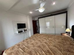 https://img.olx.com.br/thumbs256x256/57/579529280984021.jpg