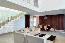 https://img.olx.com.br/thumbs256x256/57/579533630774181.jpg