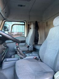 https://img.olx.com.br/thumbs256x256/57/579634205491677.jpg
