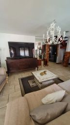 https://img.olx.com.br/thumbs256x256/57/579680689660591.jpg