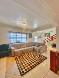 https://img.olx.com.br/thumbs256x256/58/582531519413778.jpg