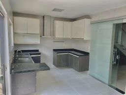 https://img.olx.com.br/thumbs256x256/58/582585522999864.jpg